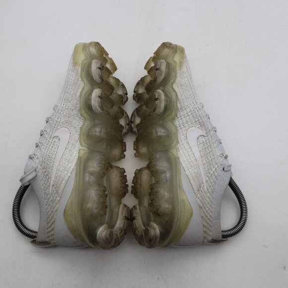 Nike Air VaporMax Flyknit 3 Women's US Size 7 Gray Running Sneakers AJ6910-100 - Picture 6 of 9